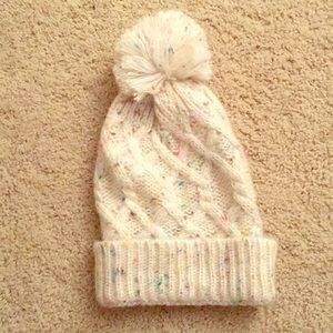 Steve Madden Speckled Beanie